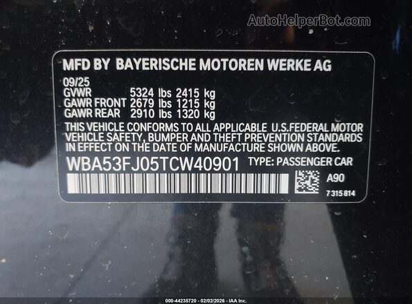 WBA53FJ05TCW40901 2026 BMW 5 SERIES Black ძრავის განყოფილების ხედი