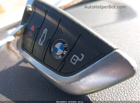 WBA5R1C56KFH18080 2019 BMW 3 SERIES White Вид панелі приладів