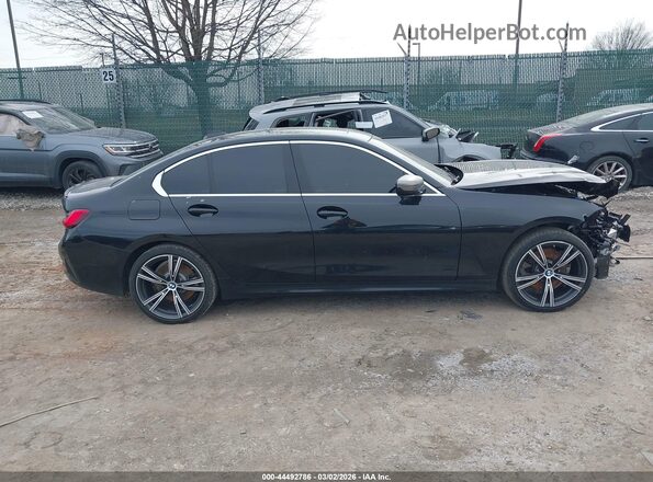 WBA5R7C5XKAJ82814 2019 BMW 3 SERIES Black Widok wnętrza z tyłu
