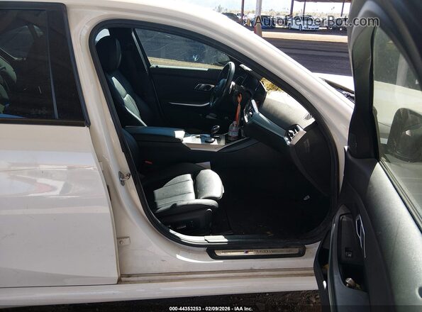 WBA5U9C02LA379301 2020 BMW 3 SERIES White Սալոնի դիմացի տեսք