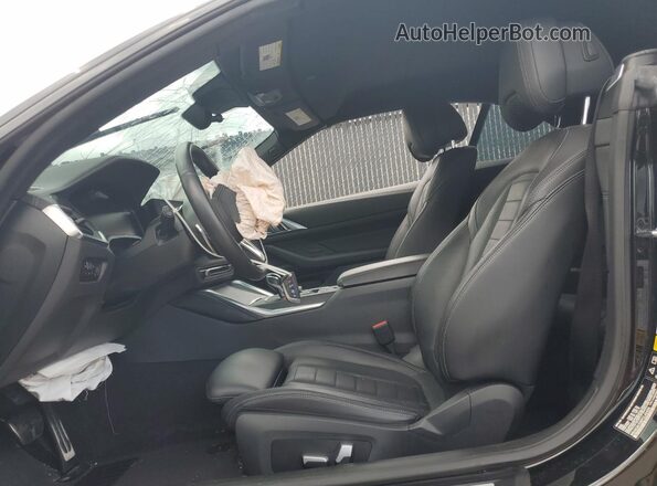 WBA63AT06PCL45459 2023 BMW M4 Черный Вид салона спереди