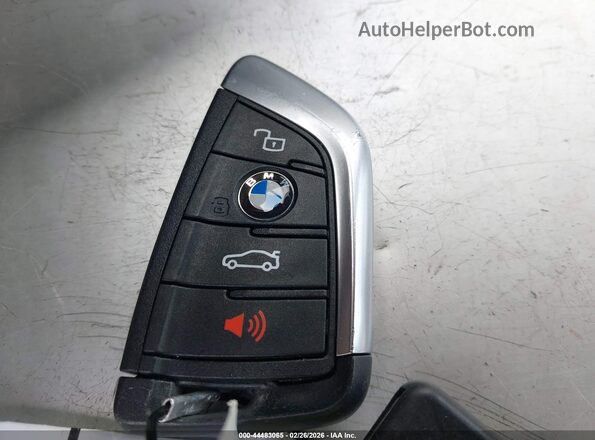 WBA63DA00TCW00671 2026 BMW 4 SERIES White Առջևի վահանակի տեսք