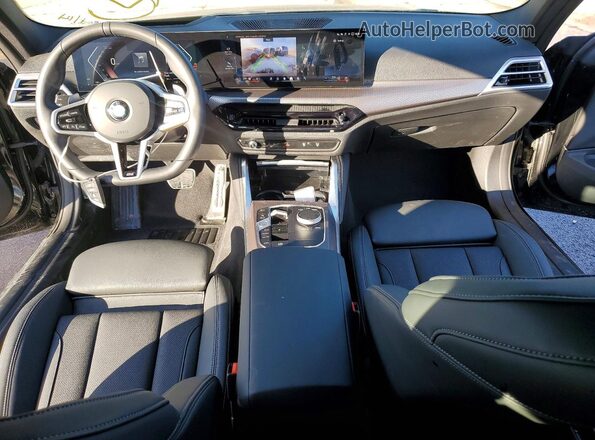 WBA63DA01TCW41312 2026 BMW 4 SERIES Black Առջևի վահանակի տեսք