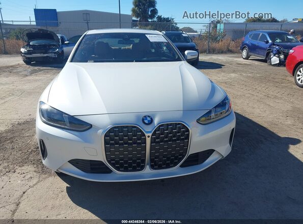 WBA63DA0XTCW61400 2026 BMW 4 SERIES White ხელსაწყოთა პანელის ხედი