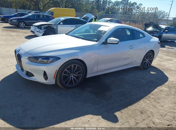 WBA63DA0XTCW61400 2026 BMW 4 SERIES White წინა მარცხენა ხედი სამი მეოთხედიდან