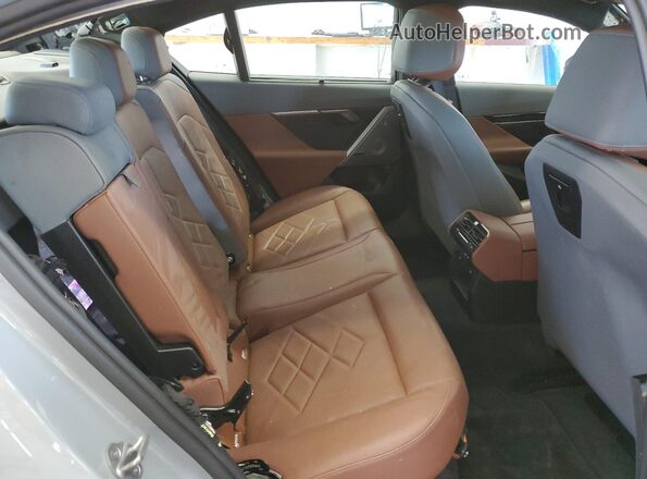 WBA63FJ00RCR70183 2024 BMW 5 SERIES Gray Հետևի նստատեղերի տեսք