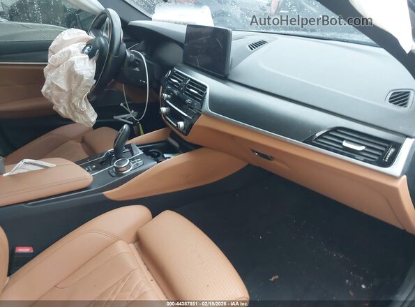 WBA73BJ06NCK07835 2022 BMW 5 SERIES Blue Սալոնի դիմացի տեսք
