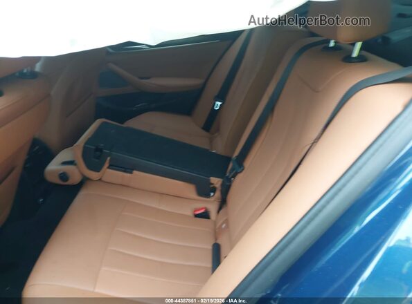 WBA73BJ06NCK07835 2022 BMW 5 SERIES Blue VIN կոդի պիտակի տեսք