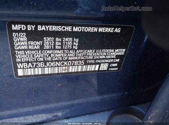 WBA73BJ06NCK07835 2022 BMW 5 SERIES Blue Շարժիչի բաժամունքի տեսք