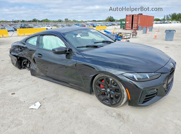 WBA73DA0XSCU66299 2025 BMW M4 Black Przód prawy
