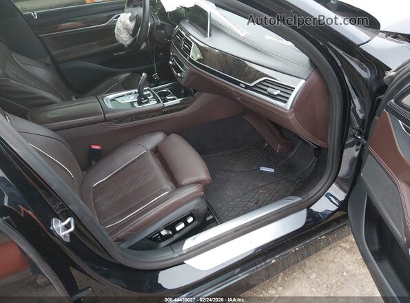 WBA7F2C53JB238606 2018 BMW ALPINA Black Вид салону спереду