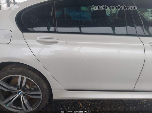 WBA7F2C56KB239928 2019 BMW 7 SERIES White Սարքավորումների վահանակի տեսք