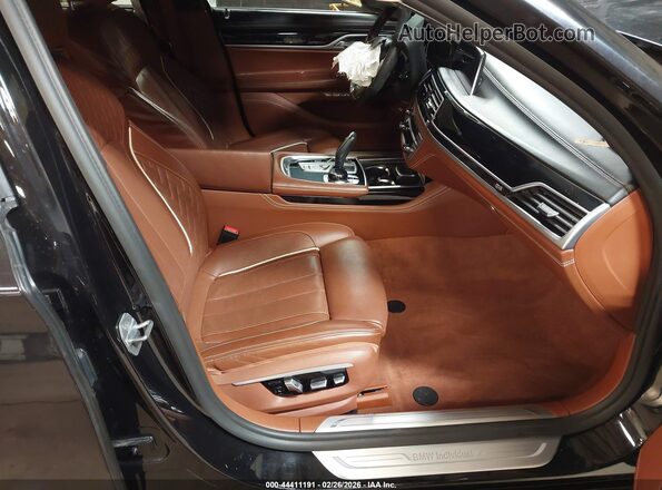WBA7F2C57JB238818 2018 BMW ALPINA Черный Вид салона спереди