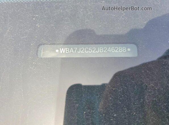 WBA7J2C52JB246288 2018 BMW 7 SERIES Blue Widok naklejki z numerem VIN