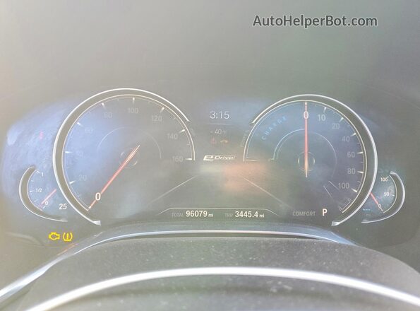 WBA7J2C53JB246297 2018 BMW 7 SERIES White Widok zestawu wskaźników