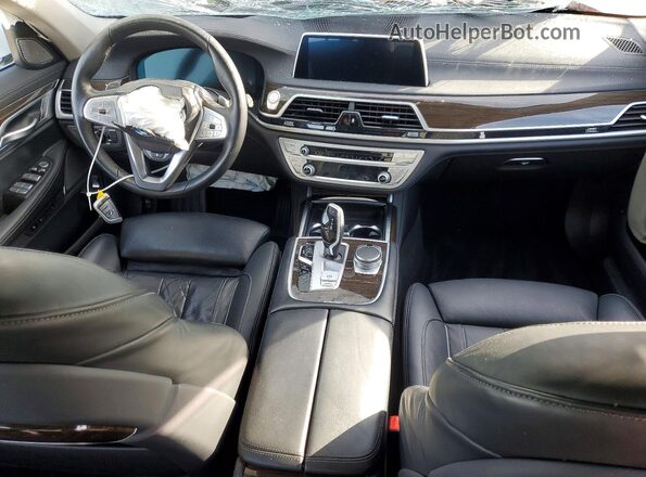 WBA7T2C02LCD70821 2020 BMW 7 SERIES White Dashboard view