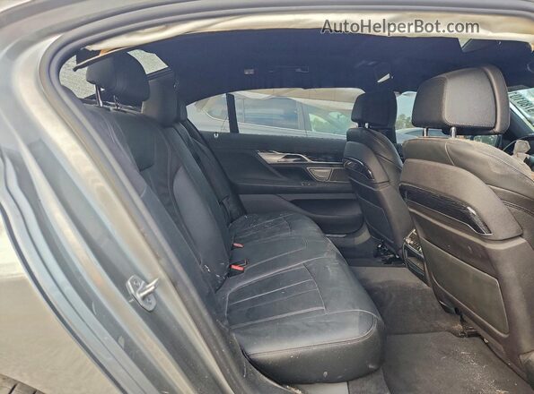 WBA7T2C04LCD79245 2020 BMW 7 SERIES Silver Rear seats view