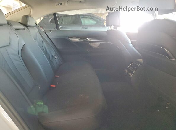 WBA7T2C08MCF41234 2021 BMW 7 SERIES White Вид задніх сидінь