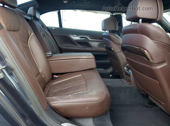 WBA7U2C06LGJ59771 2020 BMW 7 SERIES Charcoal Vista de los asientos traseros