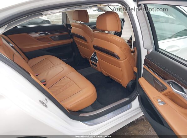 WBA7U2C08MCF73551 2021 BMW 7 SERIES White Вид наклейки з VIN-кодом