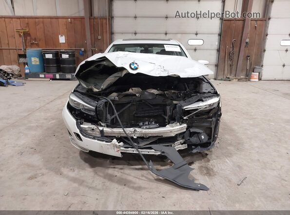 WBA7U2C0XMCF20205 2021 BMW 7 SERIES White Вид щитка приладів