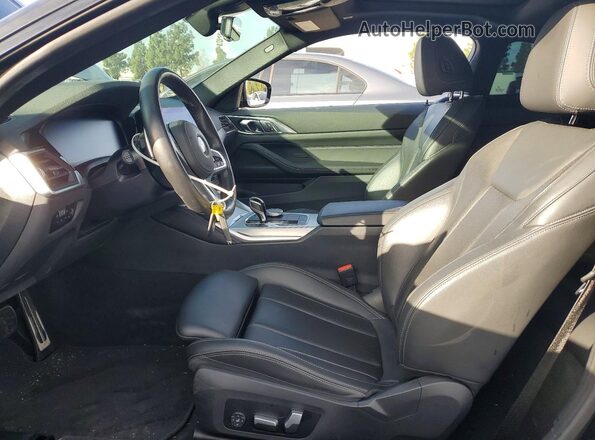 WBA83AP01PCL98184 2023 BMW M4 Black Vista interior delantera