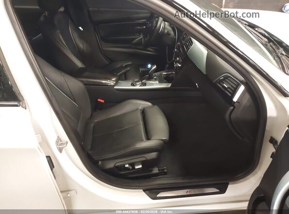 WBA8B7G53GNT14047 2016 BMW 3 SERIES White Front interior view