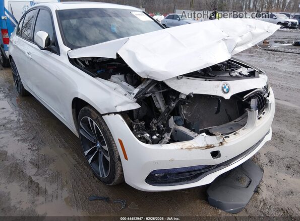 WBA8D9G55JNU69910 2018 BMW 7 SERIES White Front view