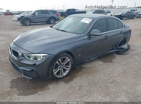 WBA8E1C55JA178240 2018 BMW 7 SERIES Gray Front left
