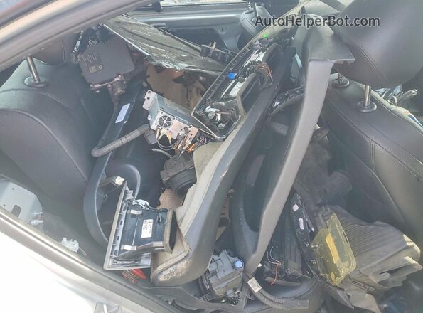 WBA8E3C53GK504907 2016 BMW 3 SERIES Silver Vista del compartimento del motor