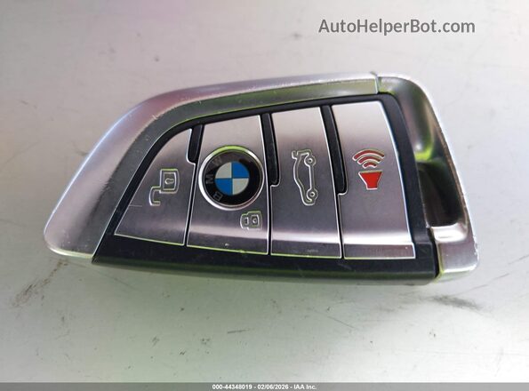 WBAAE2C0XRCP83284 2024 BMW 8 SERIES Black Dashboard view