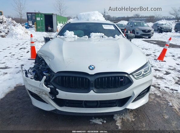 WBABC4C09SCT17583 2025 BMW M8 White Widok zestawu wskaźników