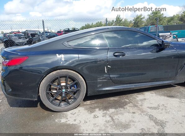 WBABC4C57KBU96370 2019 BMW M8 Black Vista frontal