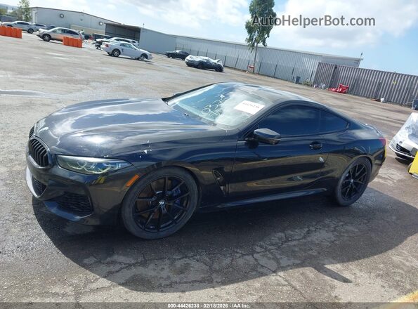 WBABC4C57KBU96370 2019 BMW M8 Black Vista interior de 360 grados