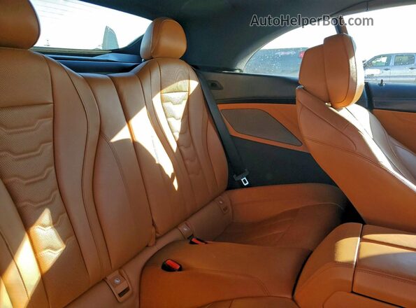 WBAFY4C01LCE00674 2020 BMW M8 White Rear seats view
