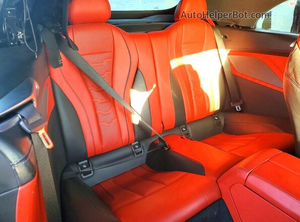 WBAFY4C55KBX39709 2019 BMW M8 Black Вид задньої частини салону