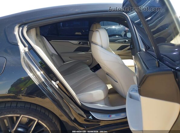 WBAGV2C00SCS11298 2025 BMW 8 SERIES Black VIN sticker view