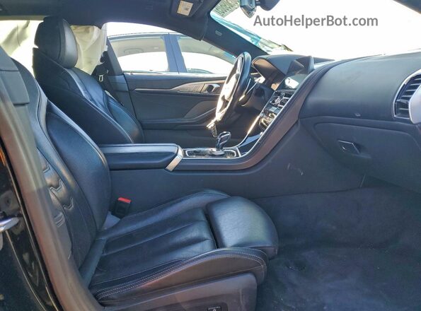WBAGV2C0XNCH81865 2022 BMW 8 SERIES Черный Вид салона спереди