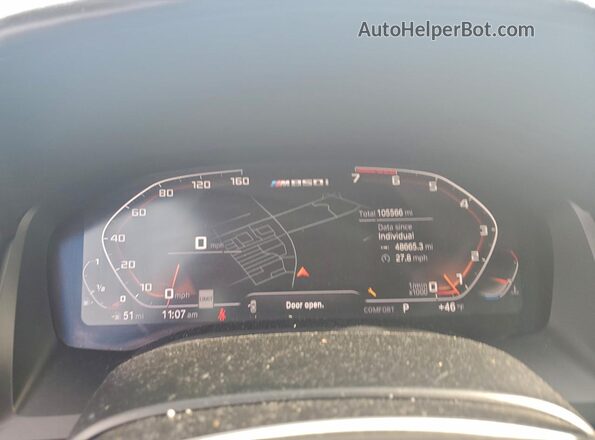 WBAGV8C04LCD46677 2020 BMW M8 Серый Вид щитка приборов