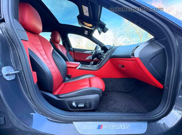 WBAGV8C05LCD99243 2020 BMW M8 Серый Вид сзади