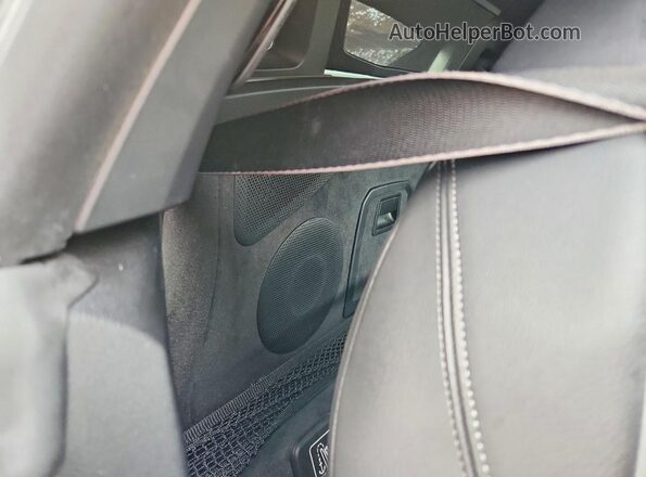 WBAHF9C07LWW69348 2020 BMW Z4 Красный Вид задних сидений