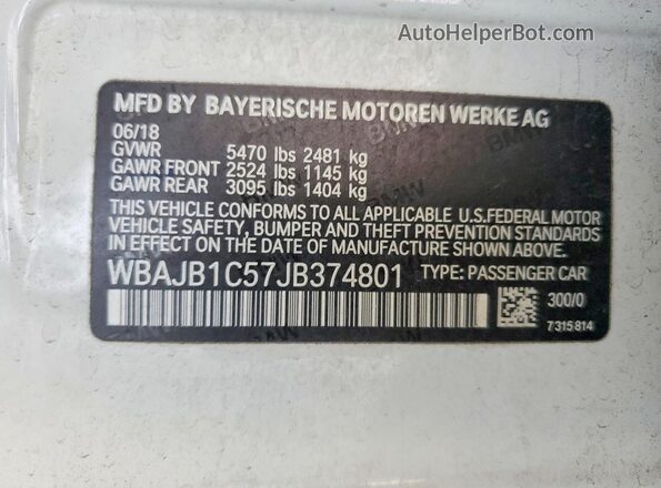 WBAJB1C57JB374801 2018 BMW 5 SERIES Белый Вид подкапотного пространства