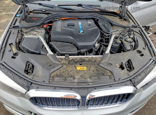 WBAJB1C5XKB376270 2019 BMW 5 SERIES Silver უკანა სალონის ხედი