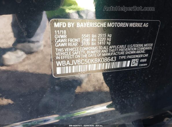 WBAJV6C50KBK08643 2019 BMW 6 SERIES Black ძრავის განყოფილების ხედი