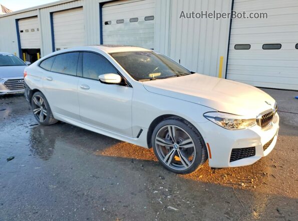 WBAJV6C56JBJ99719 2018 BMW 6 SERIES White Delantero derecho