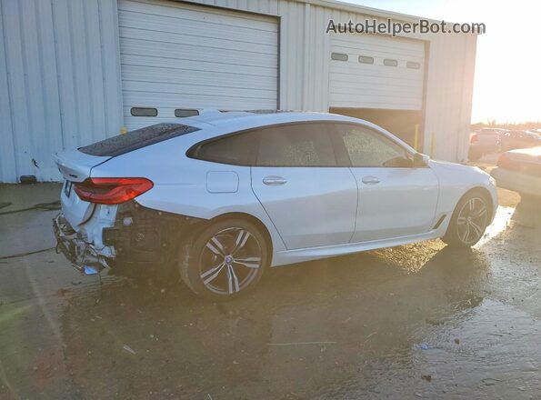WBAJV6C56JBJ99719 2018 BMW 6 SERIES White Trasero derecho
