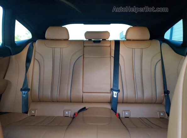 WBAJV6C56JBJ99719 2018 BMW 6 SERIES White Vista de los asientos traseros