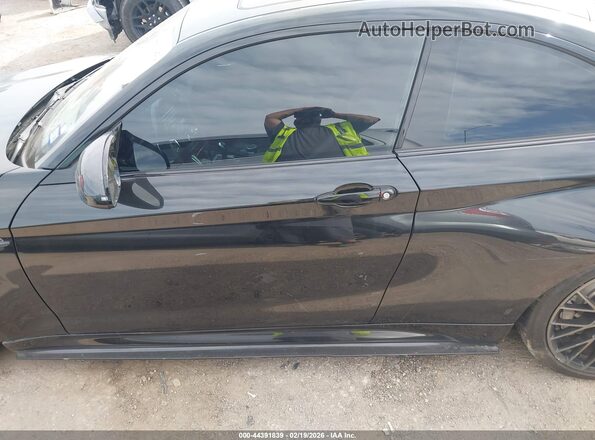 WBS2U7C01L7E56212 2020 BMW M2 Black სალონის 360-გრადუსიანი ხედი