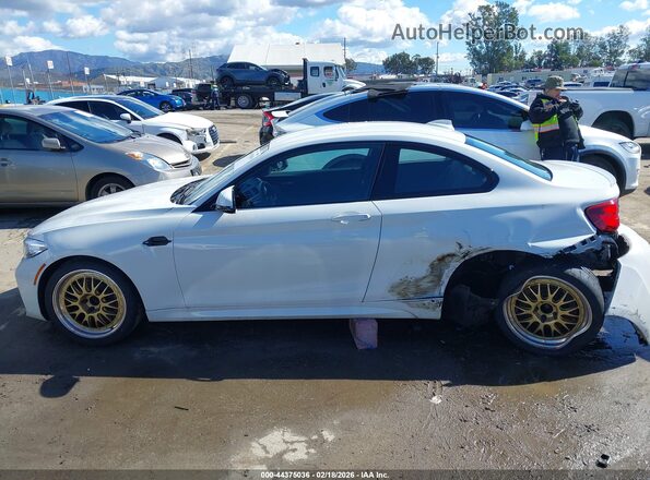 WBS2U7C08L7E69667 2020 BMW M2 White Widok wnętrza z tyłu