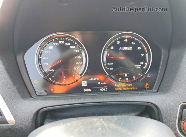 WBS2U7C59K7D30044 2019 BMW M2 Red Vista del cuadro de instrumentos